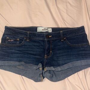 Vintage 2000s Hollister Indigo Rolled-Hem Low-Waisted Shorts